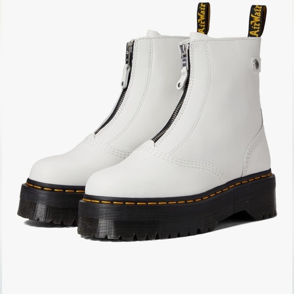 Dr. Martens Shoes - Dr. Martens White leather Jetta zip up Ankle Boots with Black Soles size 8